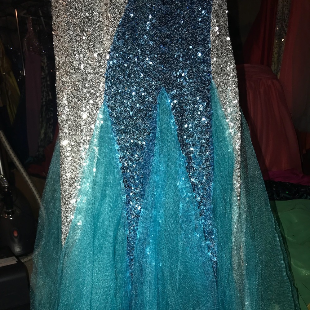 PartyTime Prom Dress - Picture 3 of 3